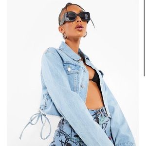 BOOHOO: JEAN JACKET